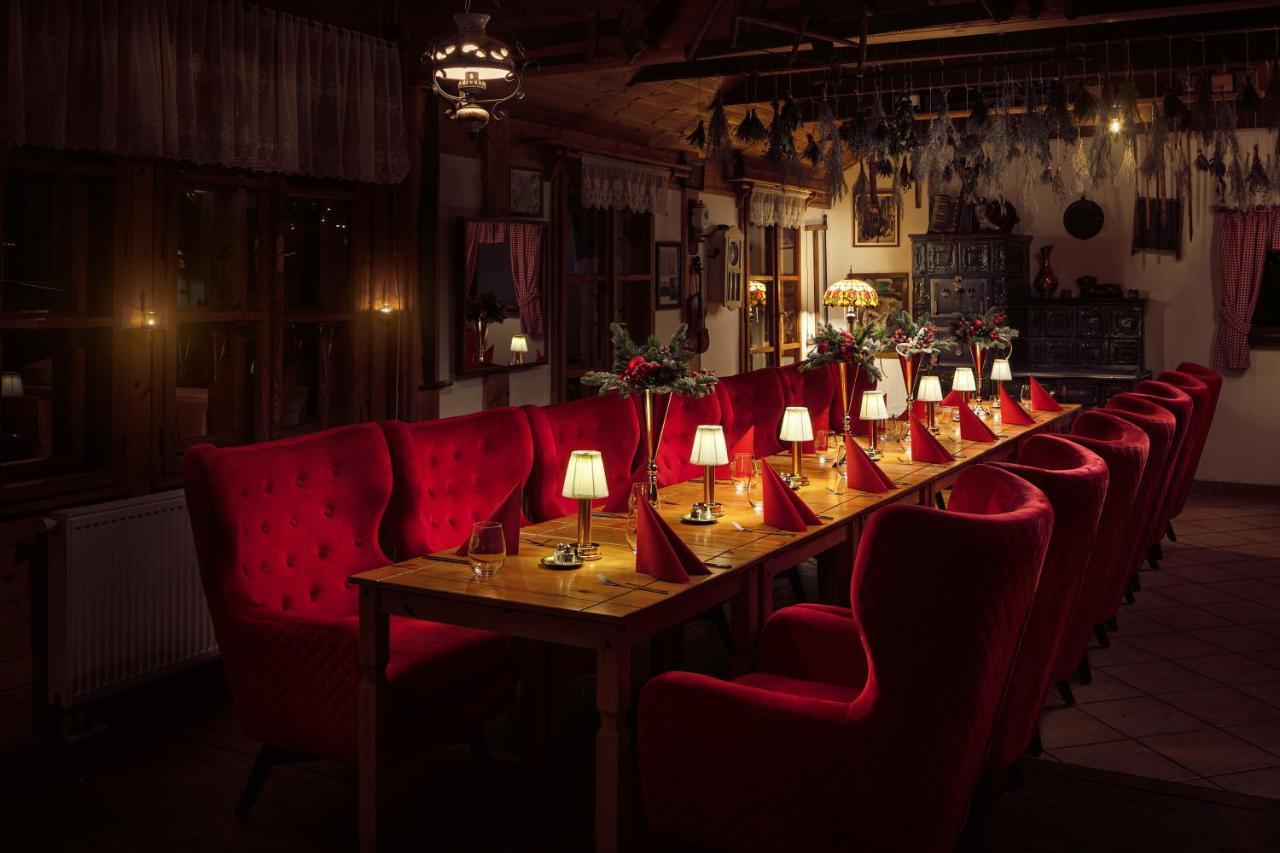 Hotel Krizovy Vrch 예세니크 외부 사진