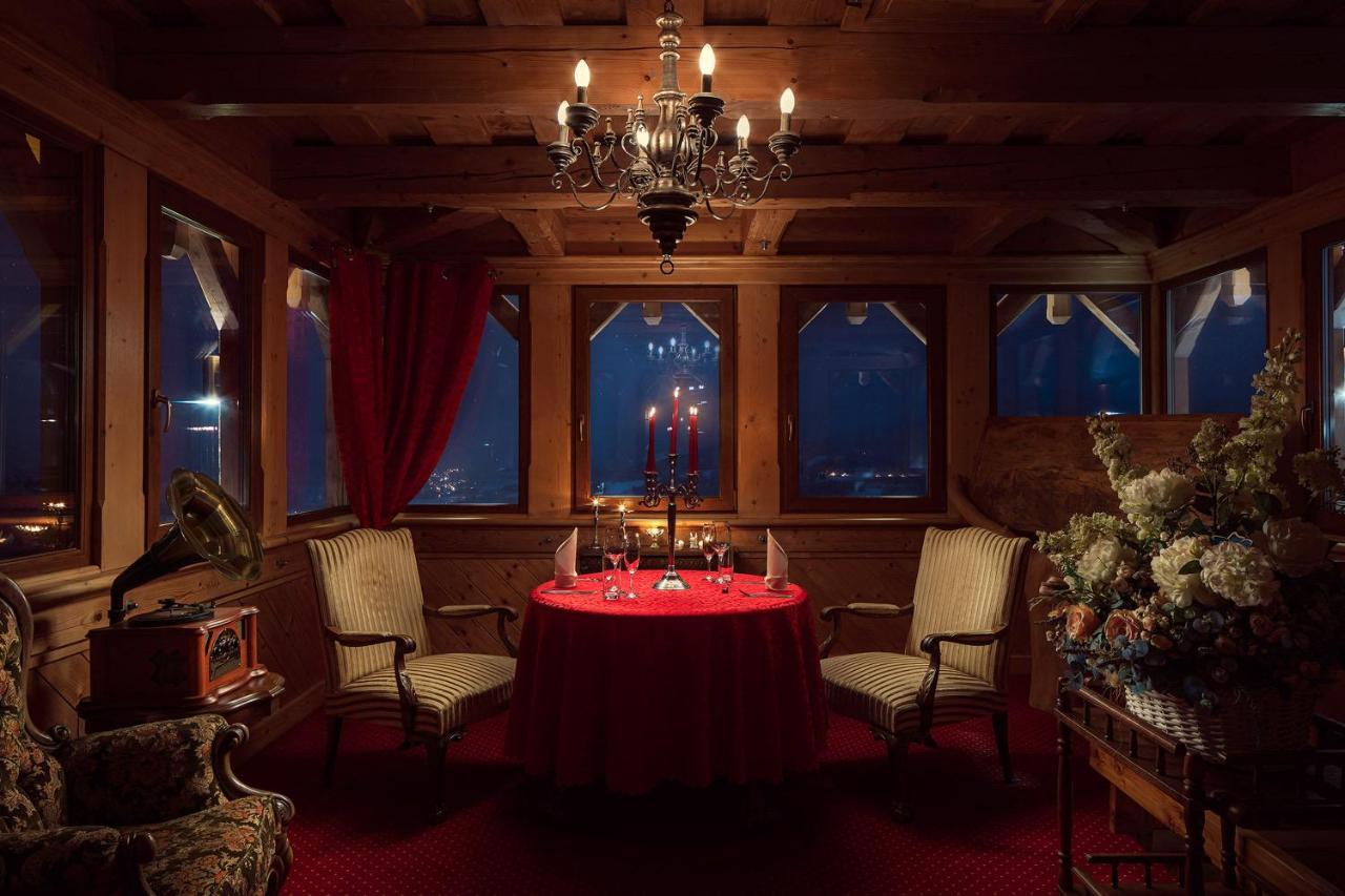 Hotel Krizovy Vrch 예세니크 외부 사진